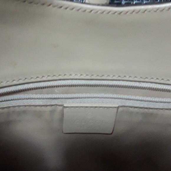 Gucci Handbag - Picture 4 of 4